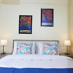 Holiday Apartment *